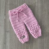 izzy crochet baby pants
