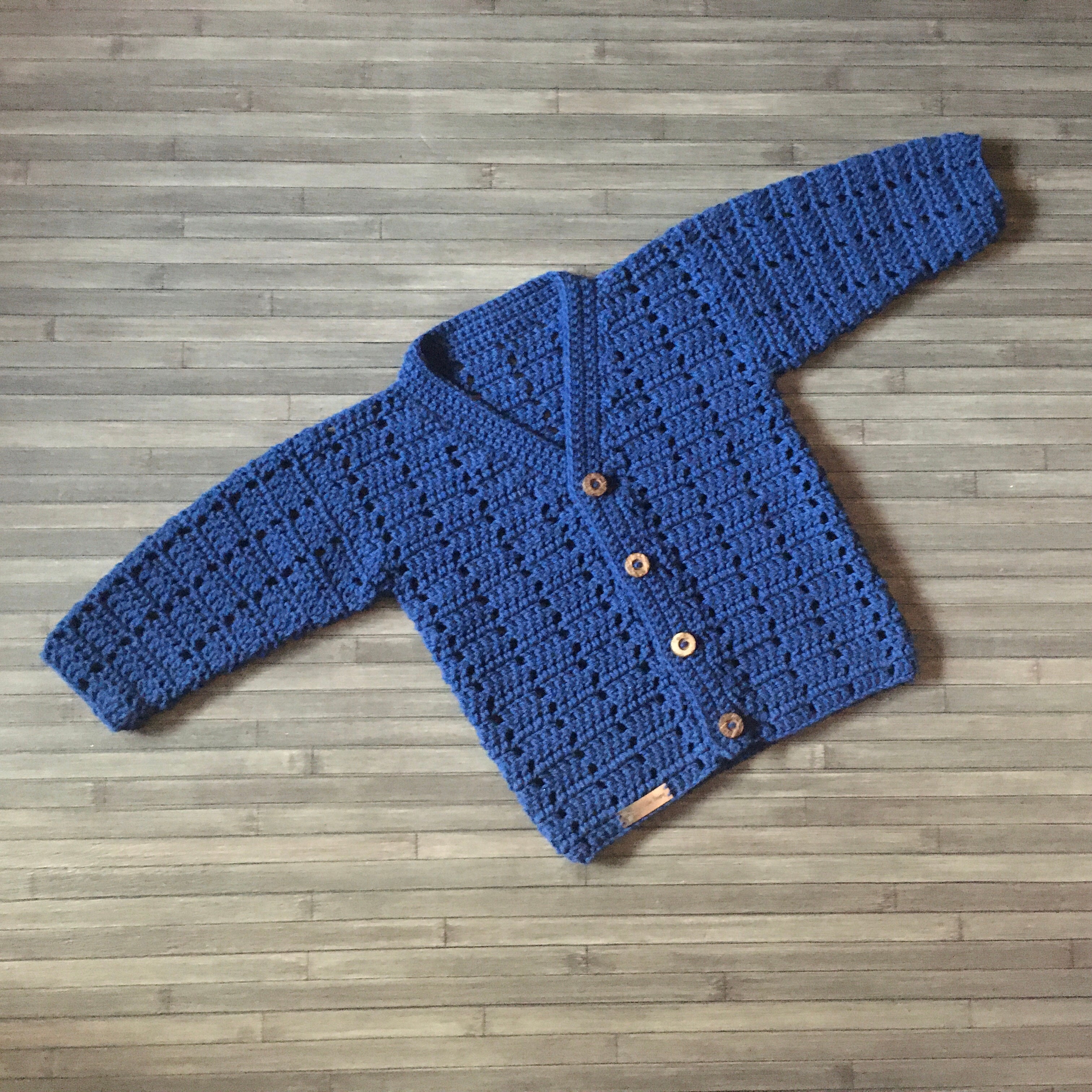 Apple Baby Cardigan Crochet Pattern PDF – Newborn to 4 Years, English Only