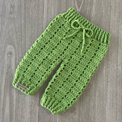 apple crochet baby pants