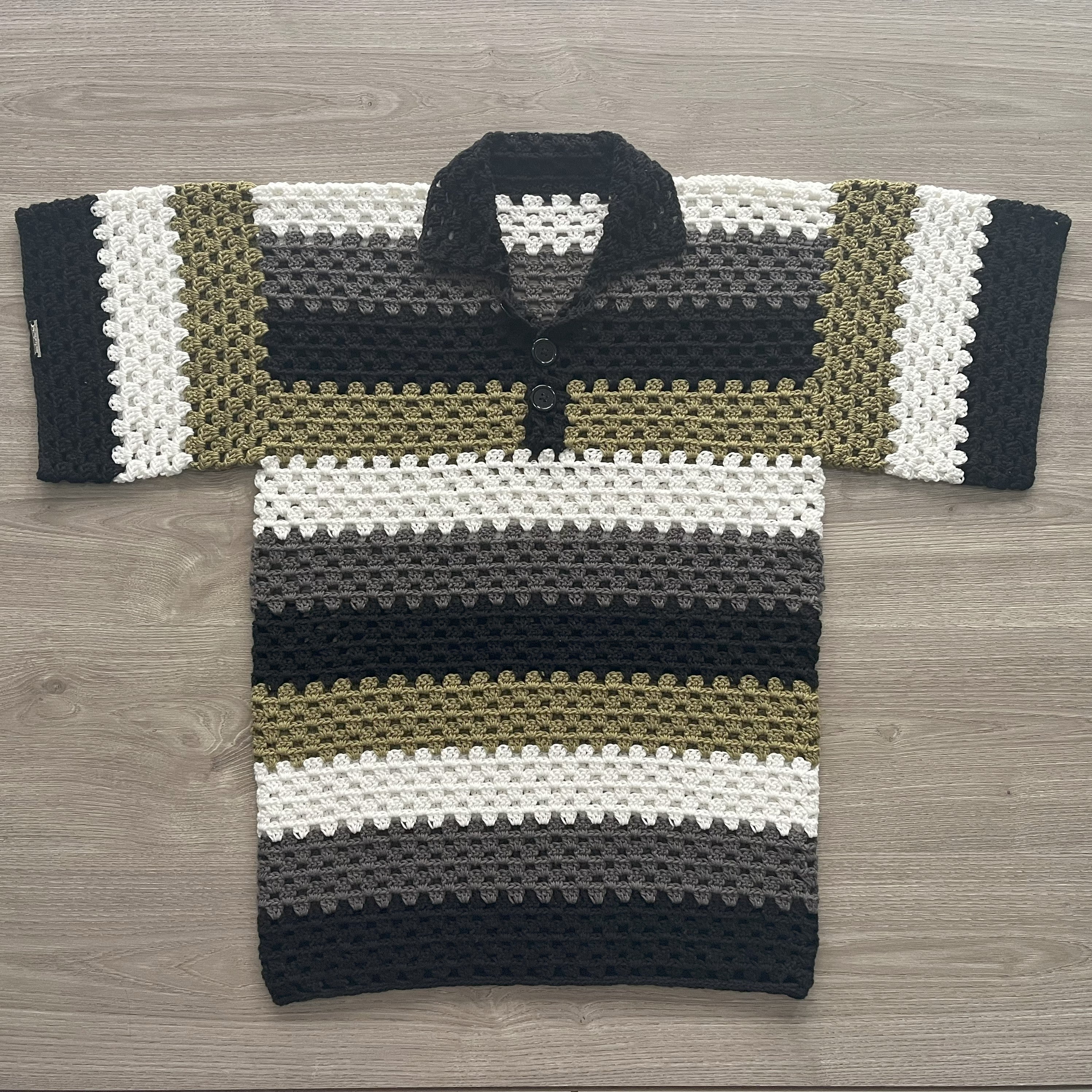 Granny Stitch Crochet Pattern Men's Polo Shirt (S-5XL) – Digital PDF Pattern in English