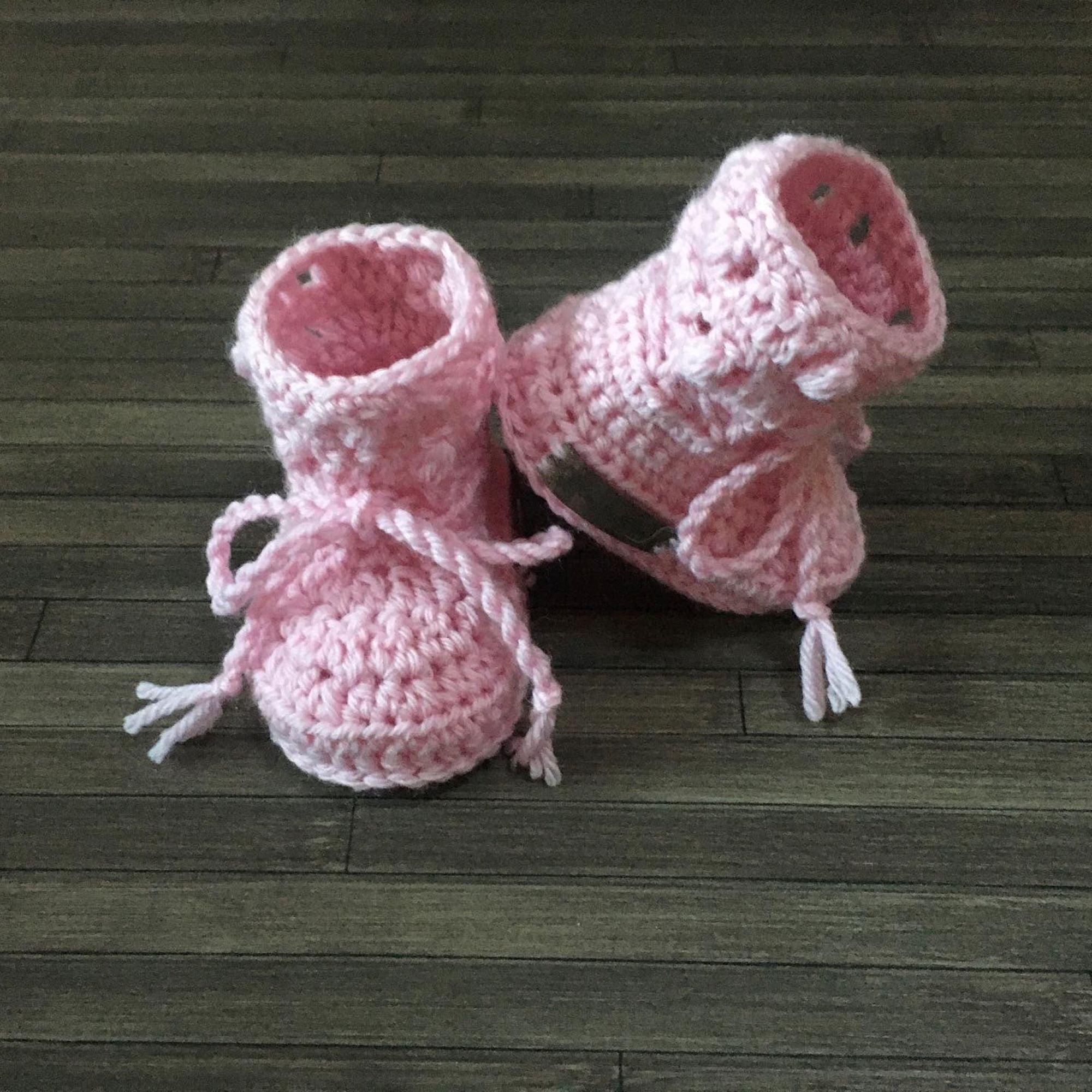 Izzy Crochet Pattern Collection – Cardigan & Pants (0-2 Yrs), Hat (0-10 Yrs) & Booties | PDF Pattern (English)