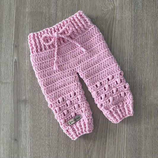 izzy crochet baby pants