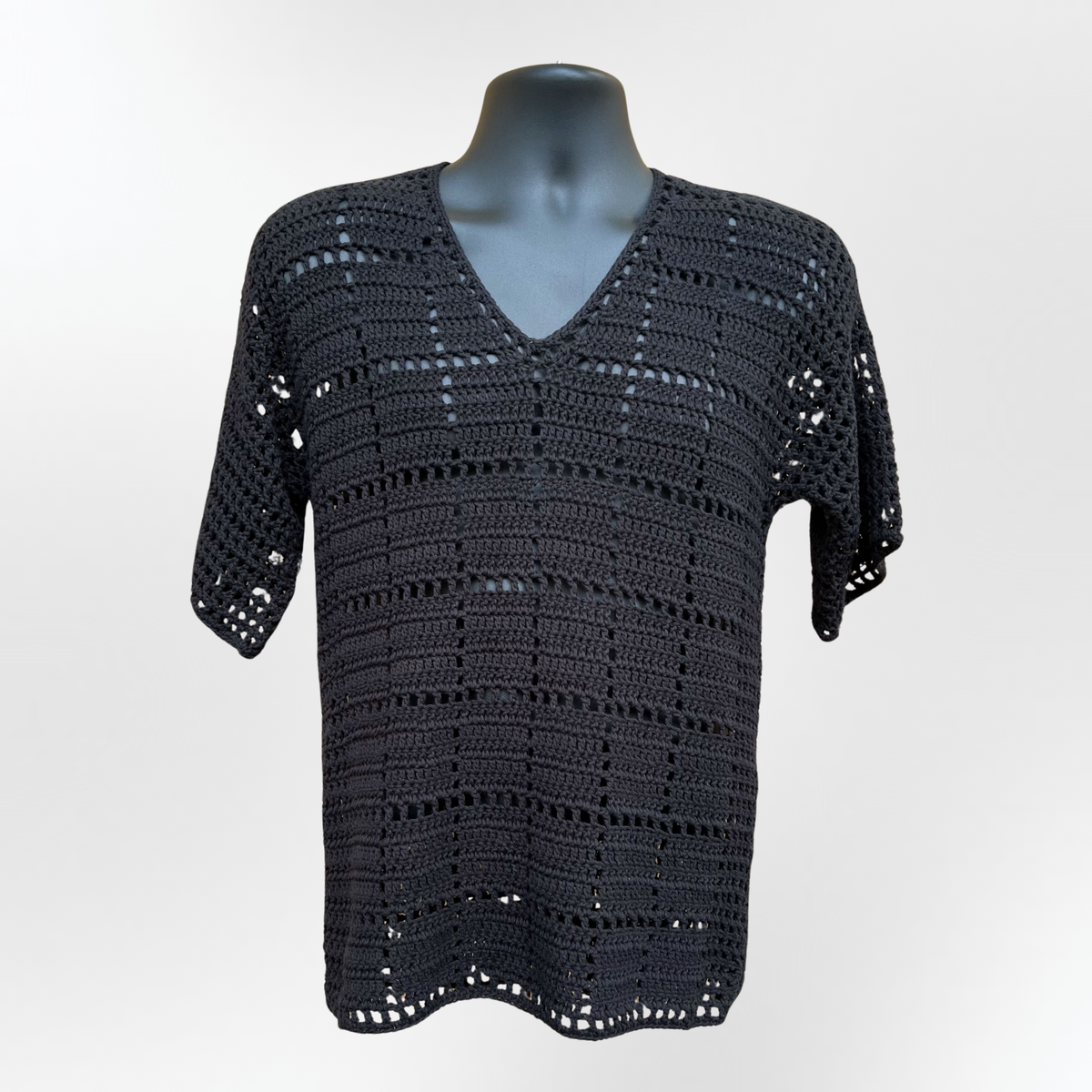 Jet Crochet Men’s V-Neck Mesh T-Shirt Pattern (S–2XL) – English Only