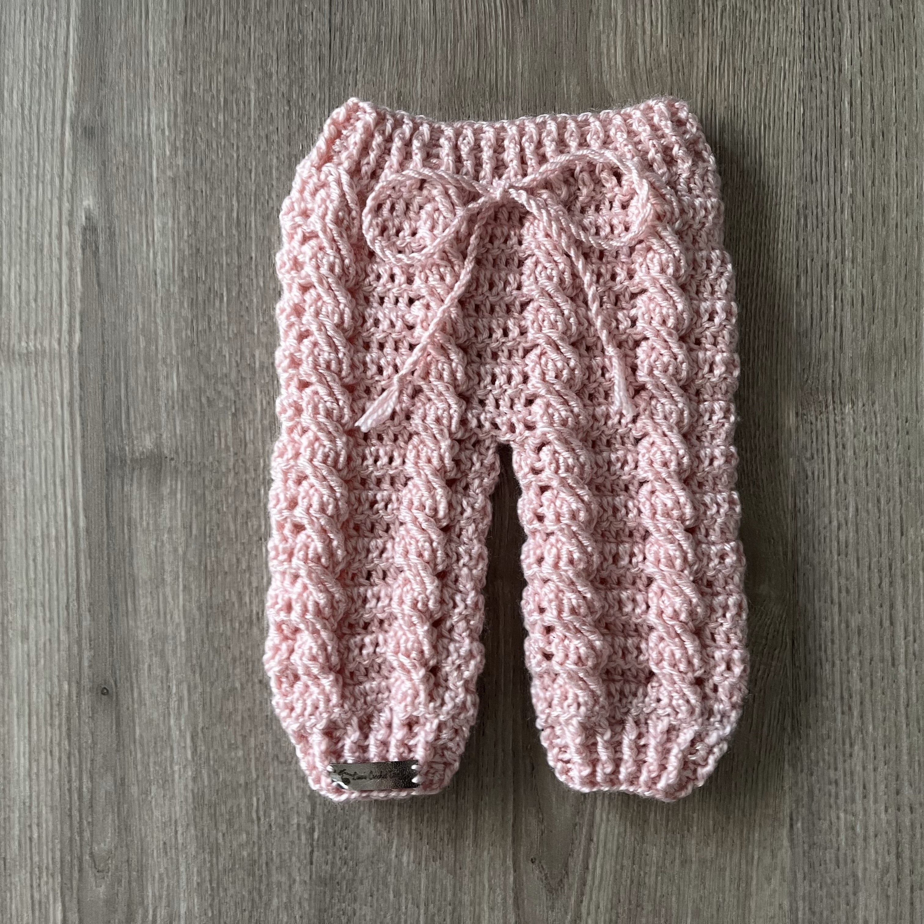 Lola Crochet Pattern - Cabled Baby Pants – (Newborn to 2Y) | English PDF