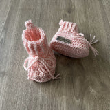 Crochet Baby Booties Pattern – Lola Cabled Booties (Prem–12M) – English Only