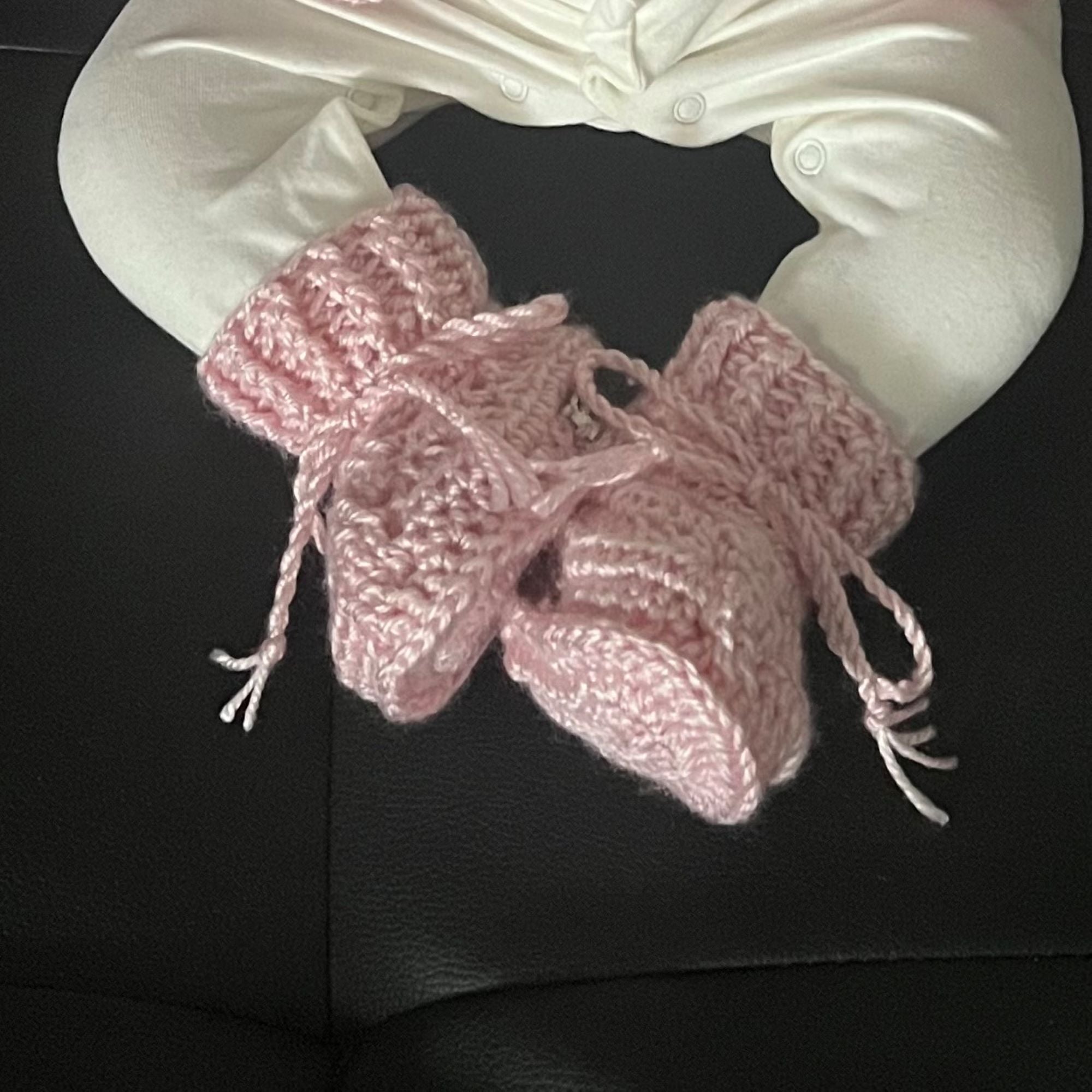 Lola Cabled Crochet Baby Booties PDF Pattern – English Only | DIY Baby Shoes