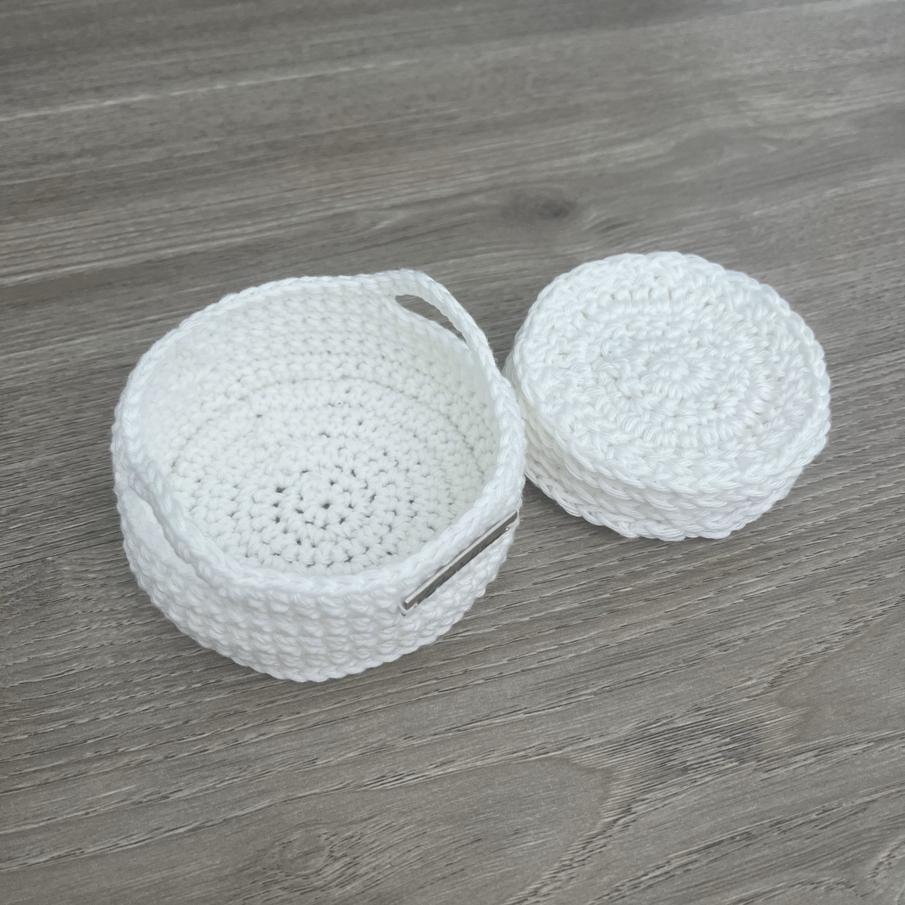 Snowy Crochet Scrubbies & Basket Pattern – Spa Set DIY | PDF Download in English