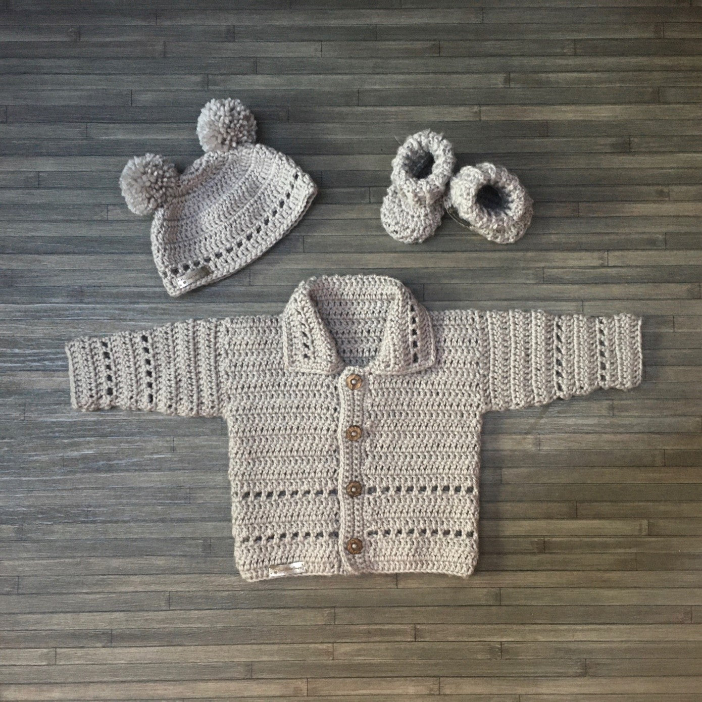 zac crochet sweater hat booties