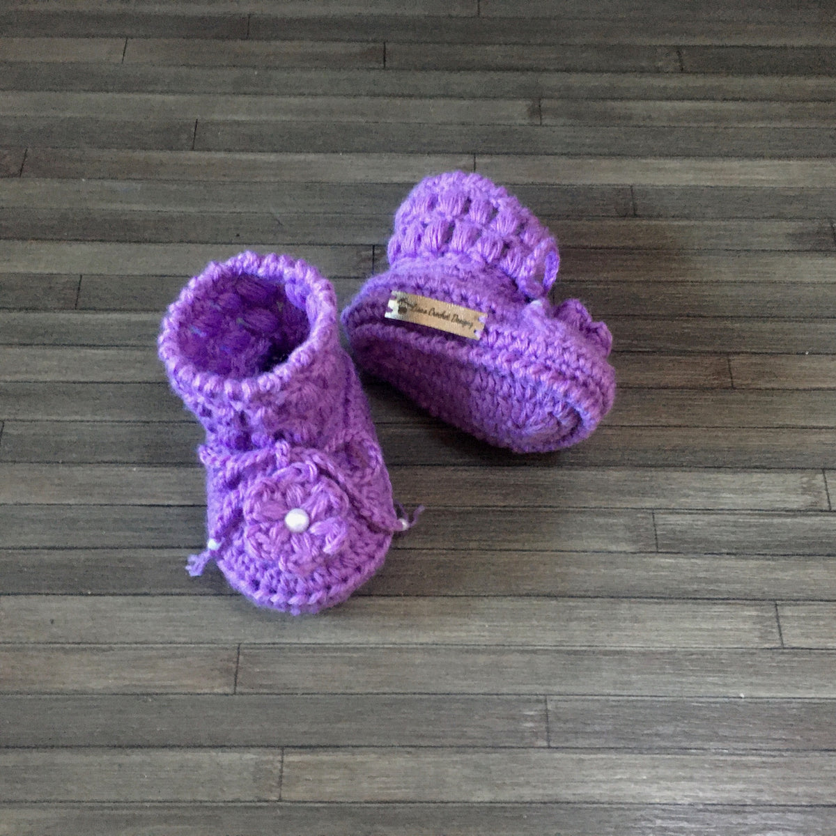 beth crochet baby booties