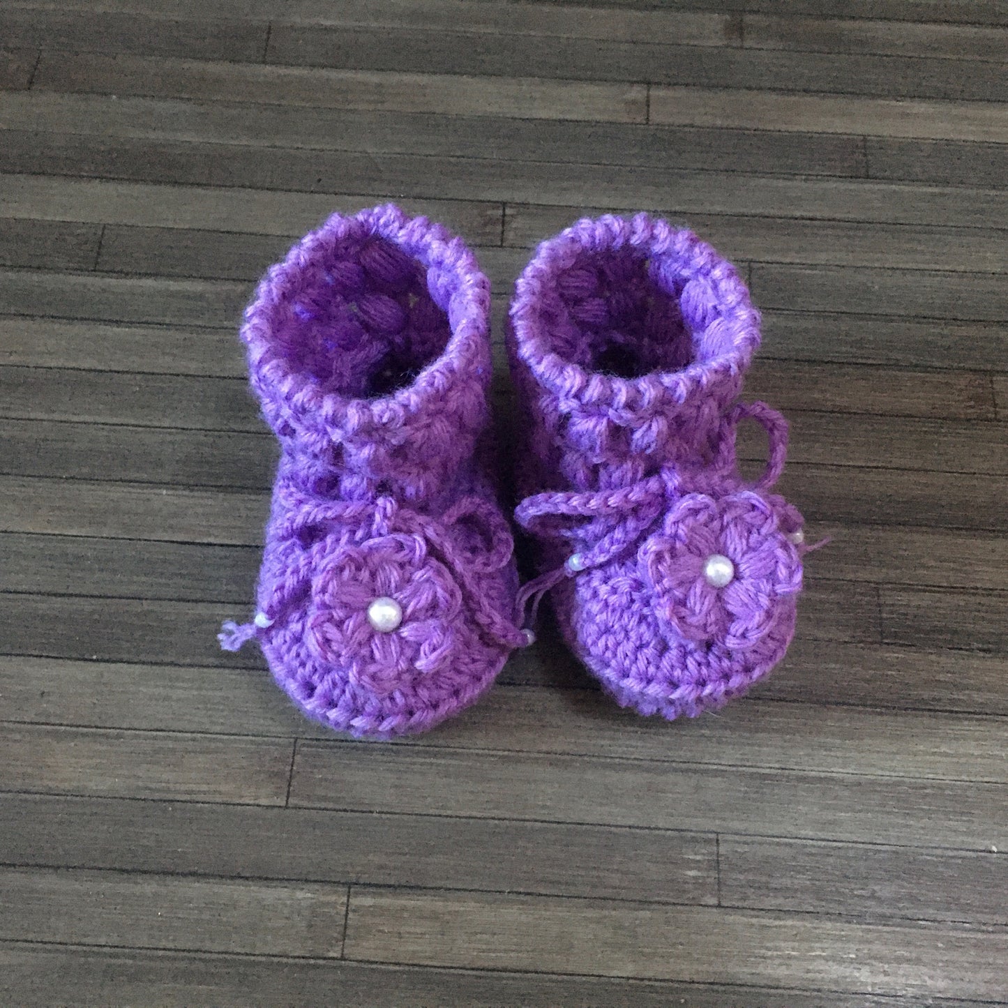 beth crochet baby boots front