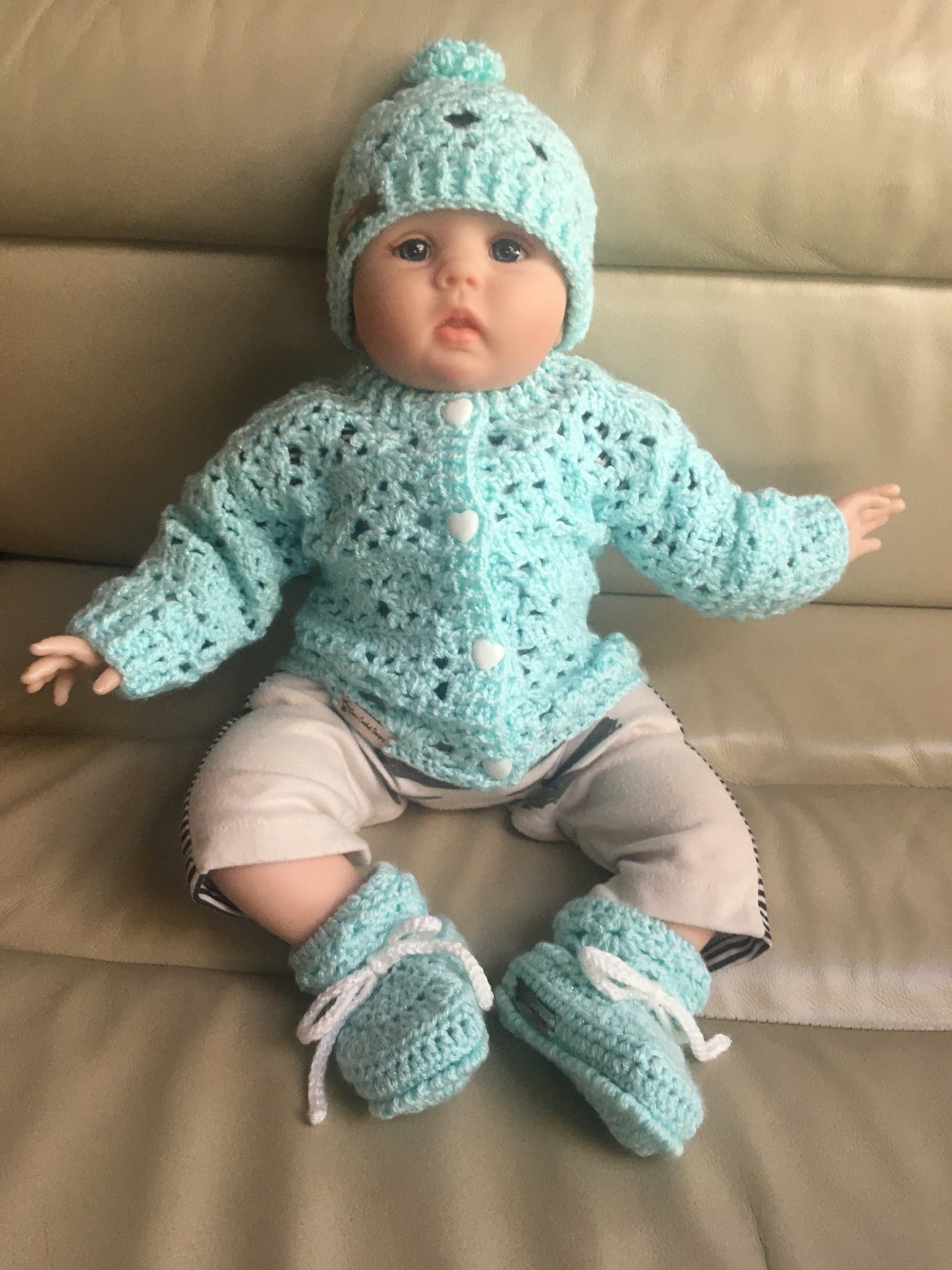 Bonnie Crochet Baby Sweater Hat and Booties Set Crochet Pattern Baby 0 –  Lisa's Crochet Designz