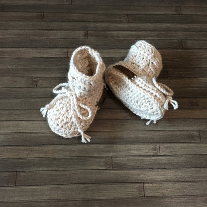 carter crochet baby booties