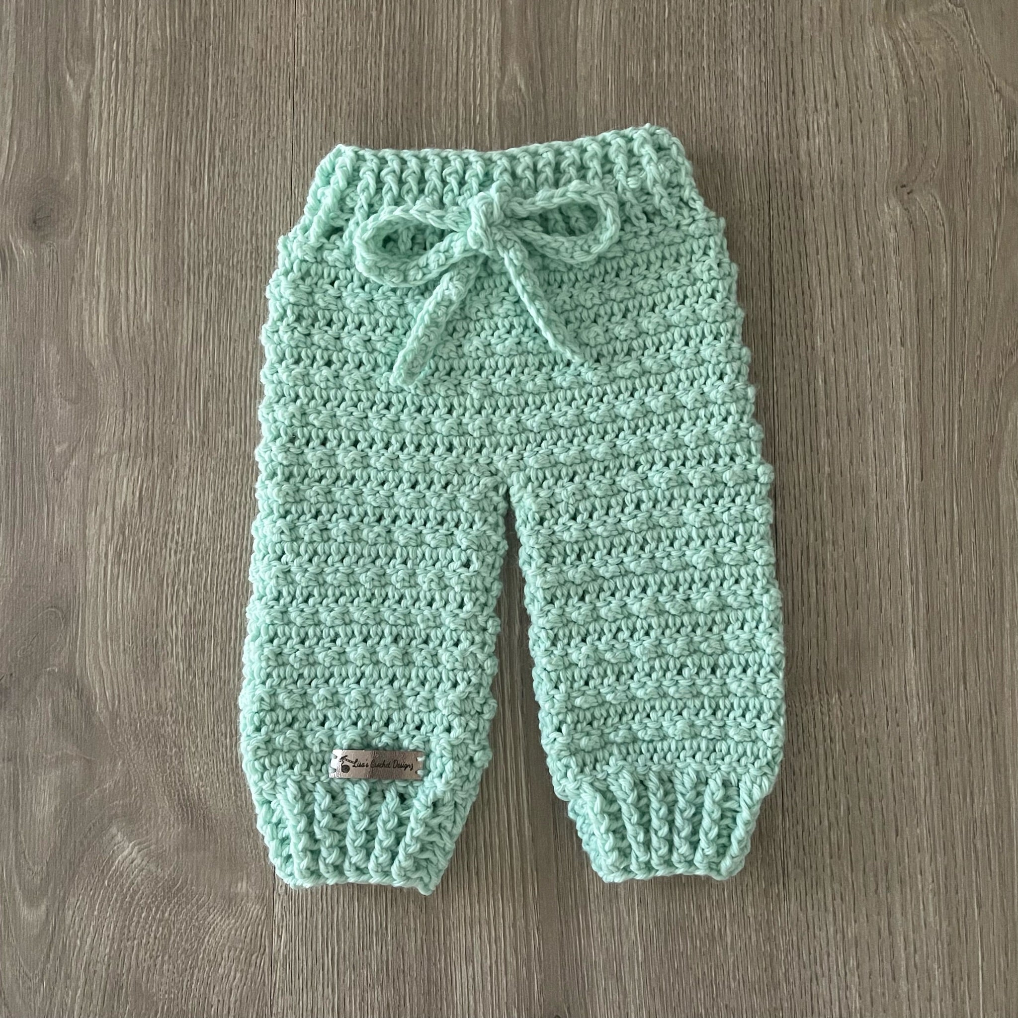 Fiona Baby Pants Crochet Pattern PDF | Newborn to 2 Years | English